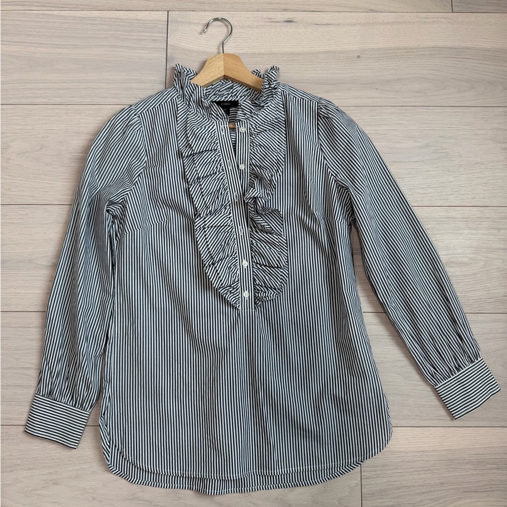 [J Crew] navy and white stripped ruffled blouse 100% cotton